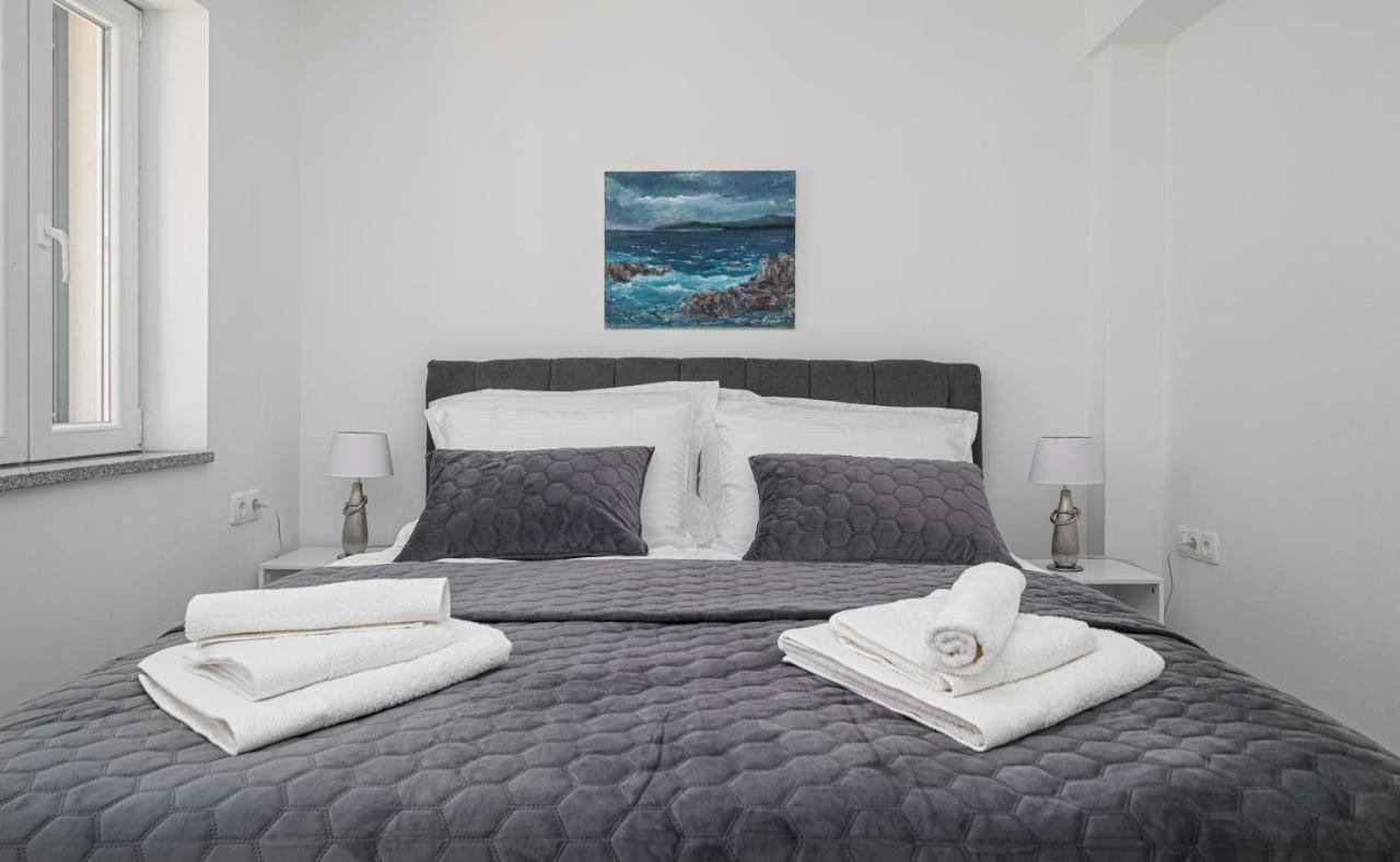 Villa Pia Vodice Exterior photo
